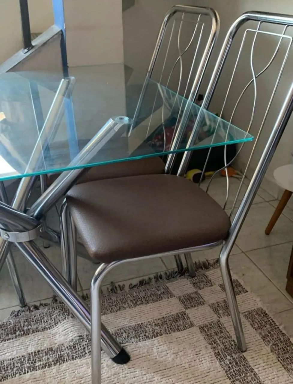 Mesa 4 cadeiras 