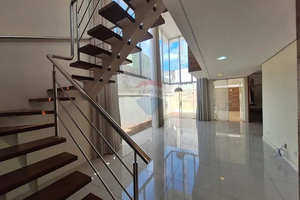casa com 4 quartos sendo 2 suítes - Foto 5