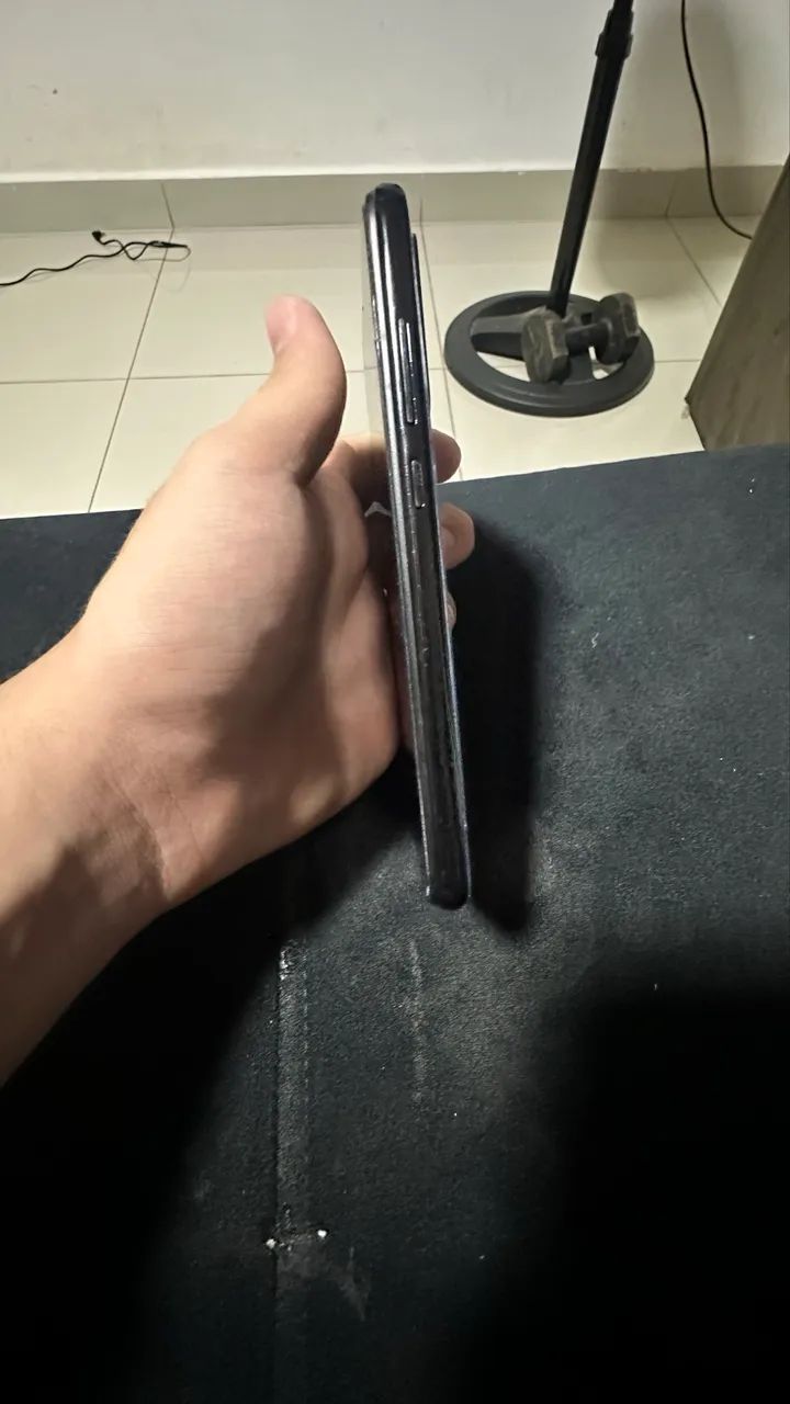Vende-se Celular redmi note 8 - Foto 3