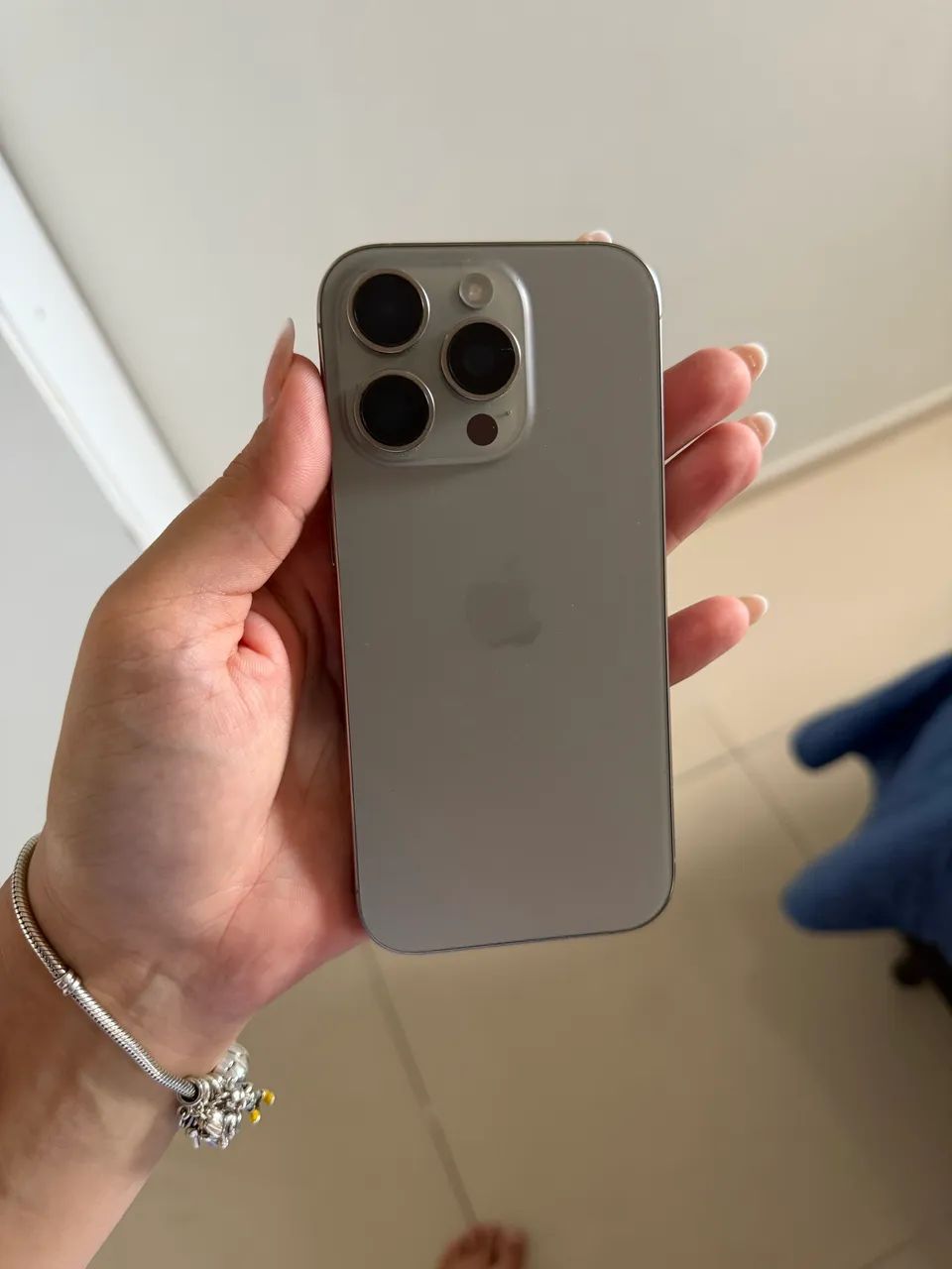 iPhone 16 pro 