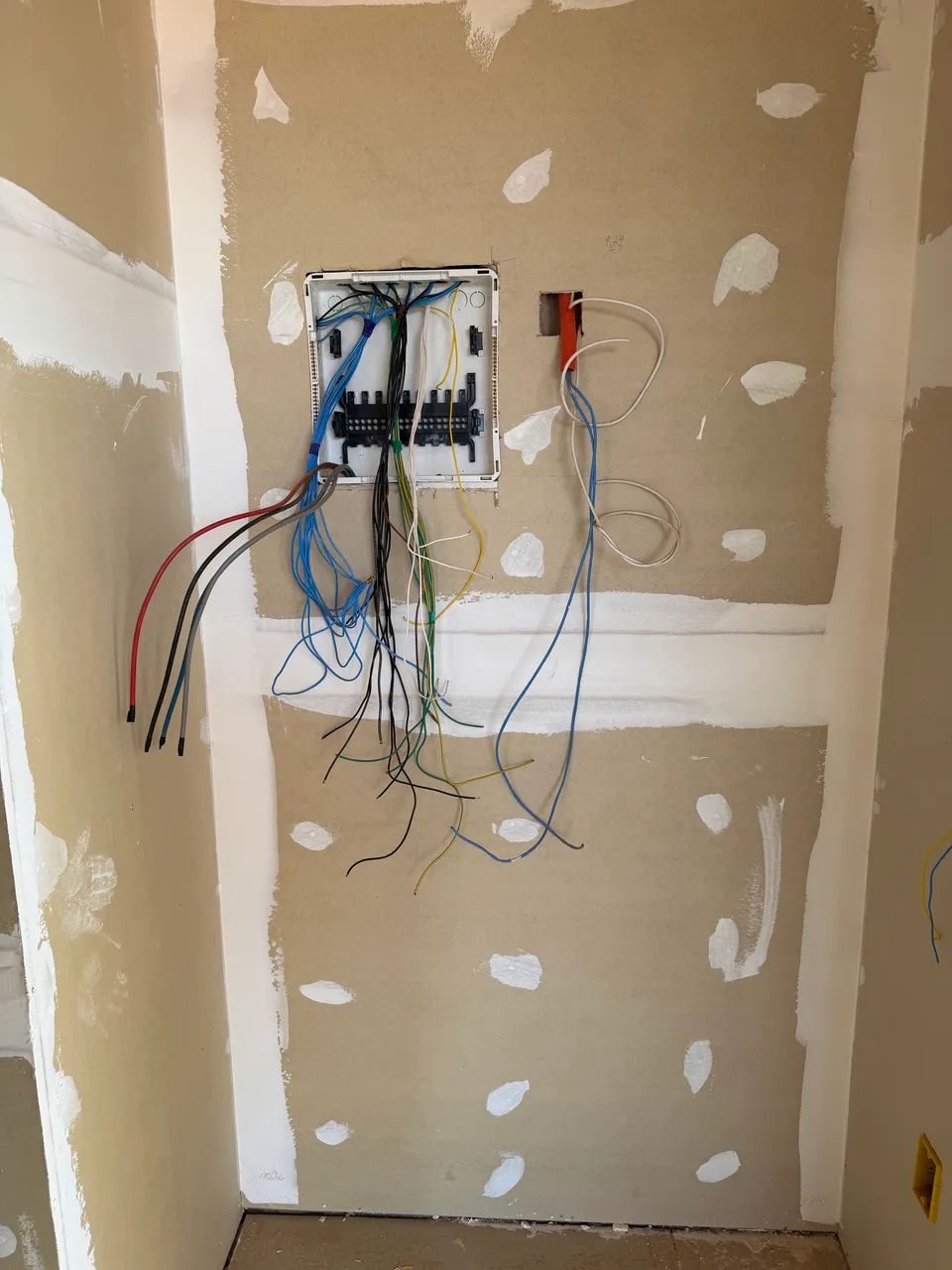 Lote com Edícula em fase final de construção  - Foto 5
