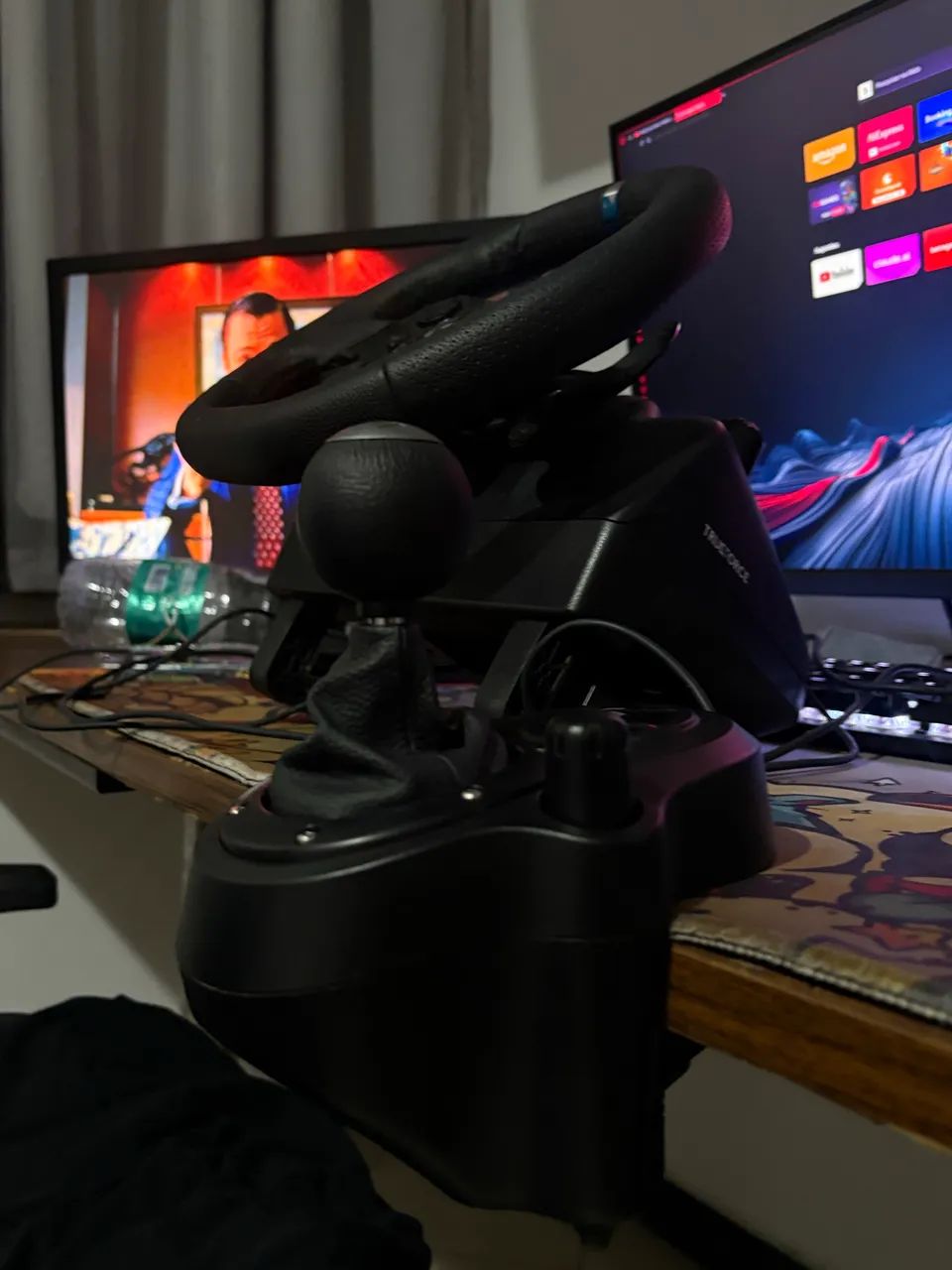 VOLANTE LOGITECH G923 C/ câmbio e pedal  - Foto 4
