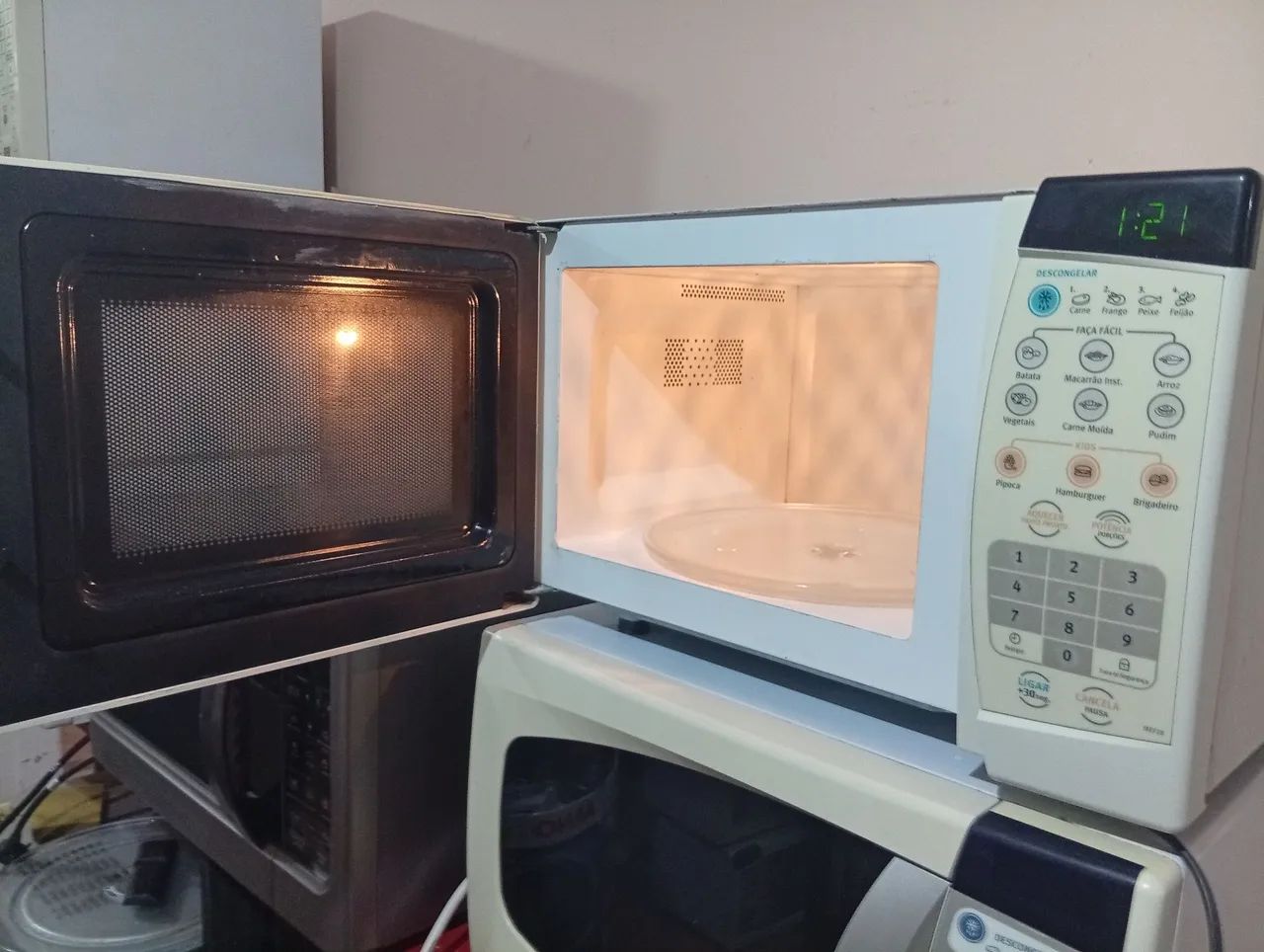 Microondas Electrolux 20 litros 127v - Foto 4