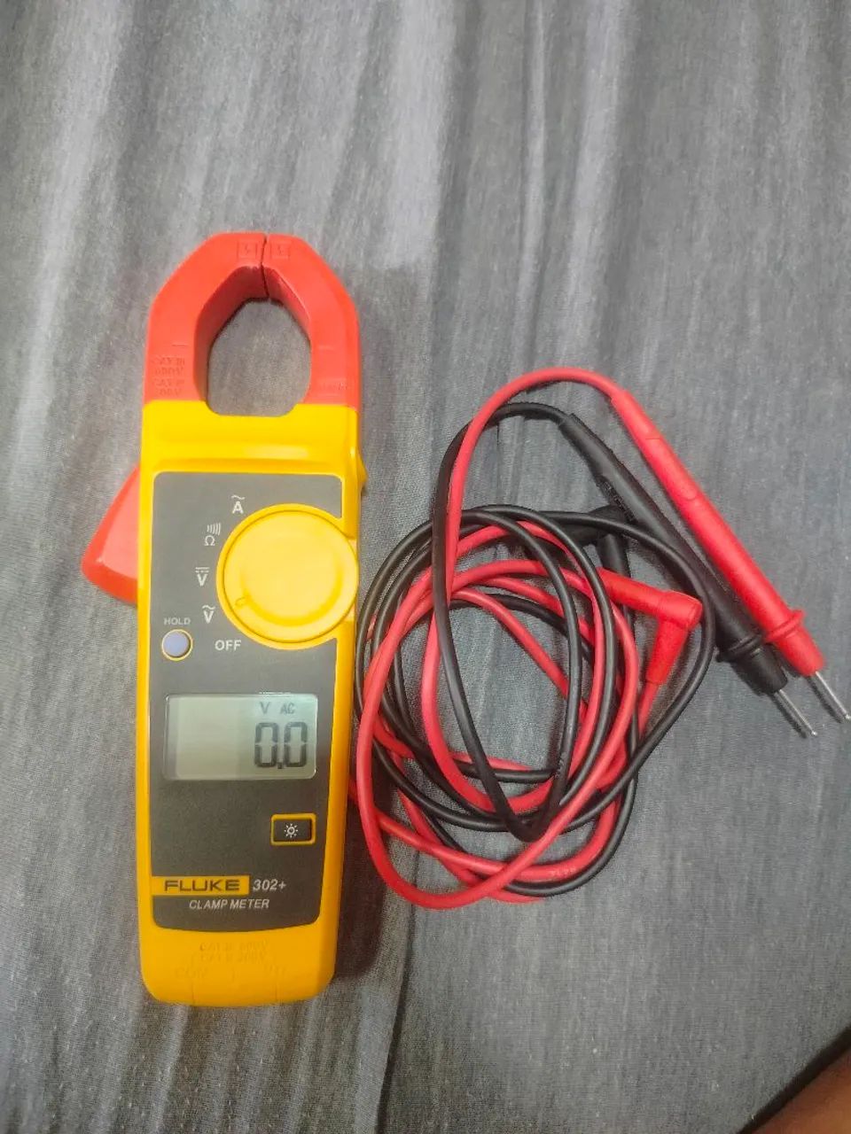 Multímetro Fluke 302+ - Foto 2