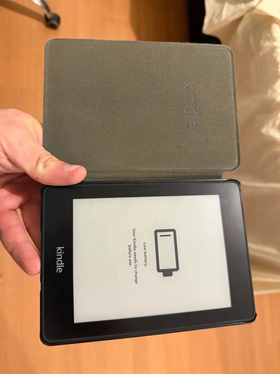 Kindle 10ª Geração - Paperwhite + Case - Foto 3