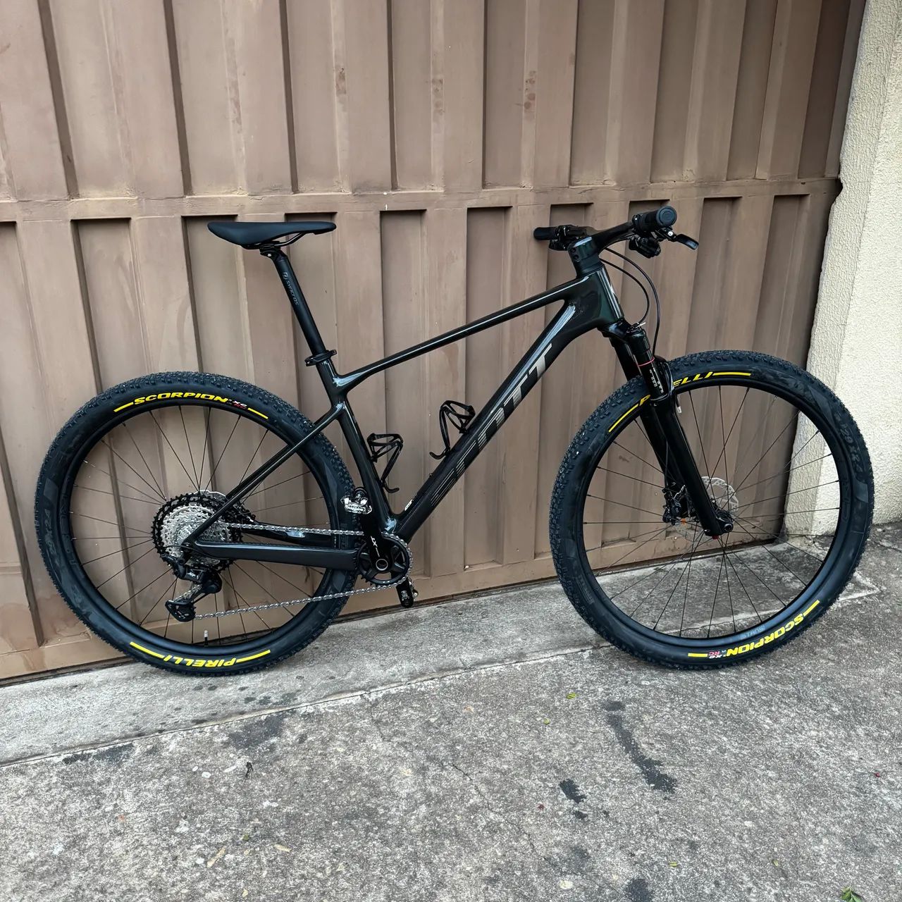 SCOTT SCALE 2025 - CARBONO HMF 