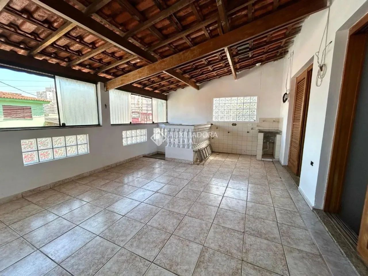 Sobrado à venda com 2 quartos, 2 vaga, Planalto, SBC