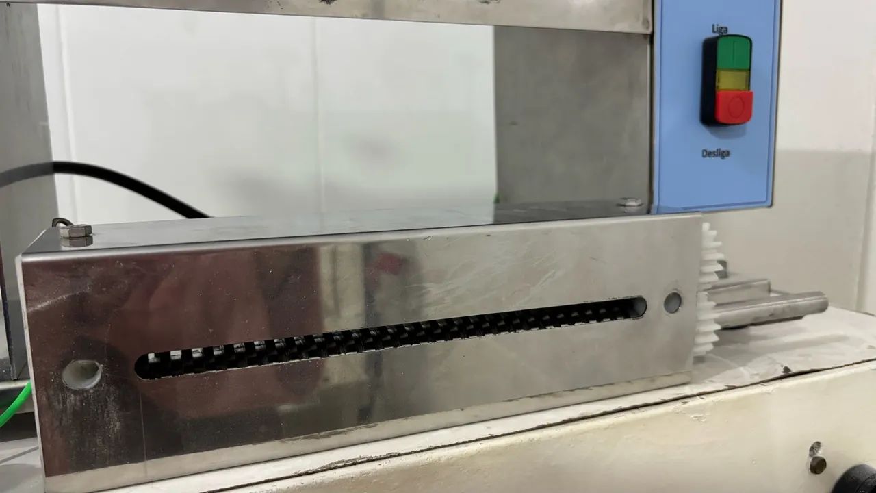 Vende- se máquina de corte para talharim - Foto 5