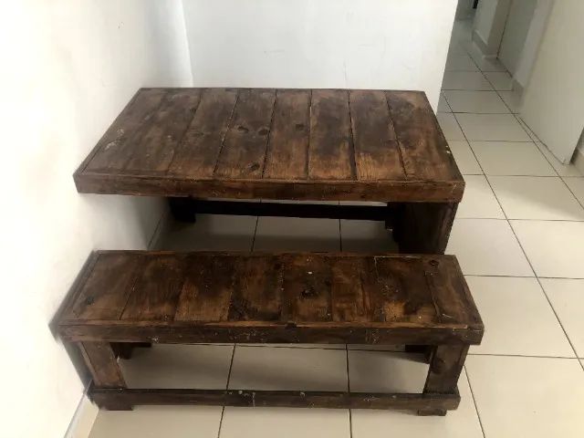 Mesa de Madeira com Bancos65082762560129121