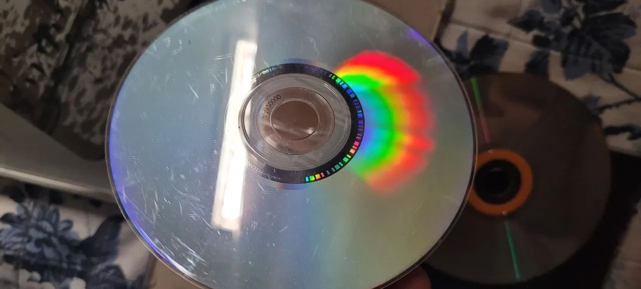 Kit CDs e caixa em metal da novela malhação internacional Globo música coleção  - Foto 5