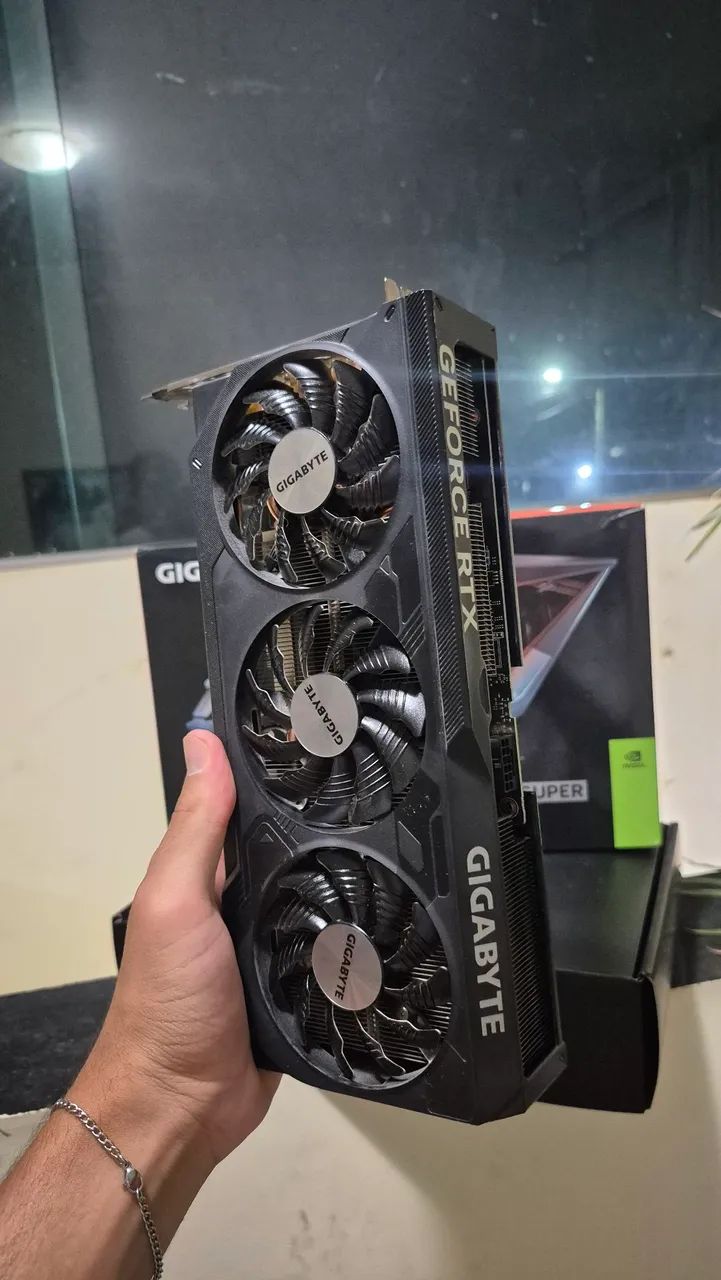 RTX 4070 Super 12GB Gigabyte Windforce