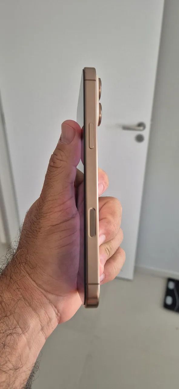 Iphone 16 Pro Max - Foto 4
