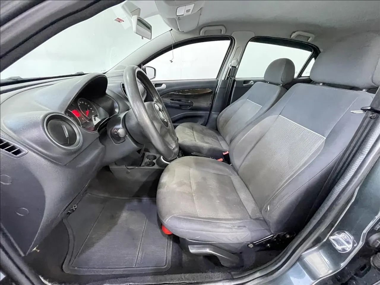Volkswagen Gol Geração V 1.0 8V MI Total Flex Mec. 4P, foto 4 de 17
