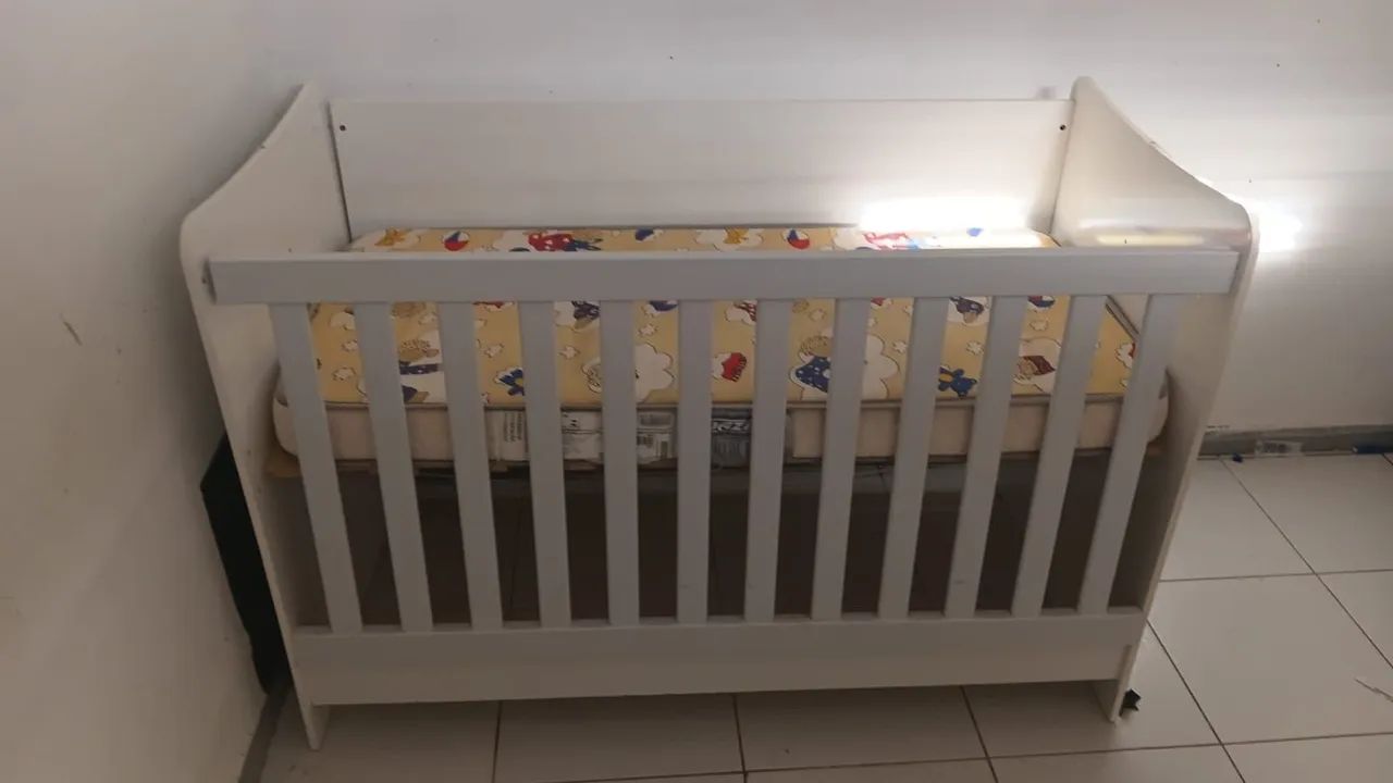 Berço/que vira cama