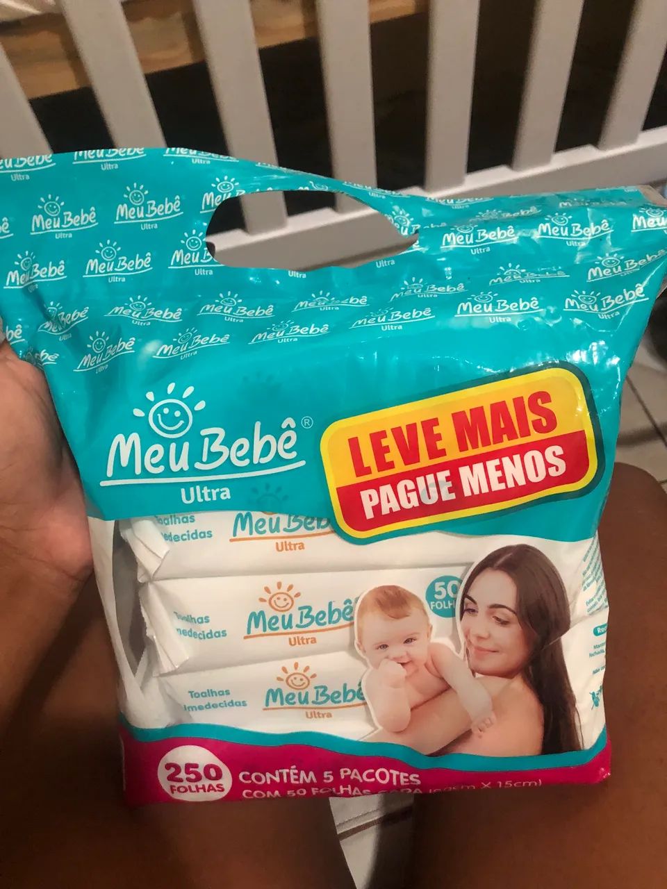 Vendo kit de 5 pacotes de lenços umedecidos pra vender hoje