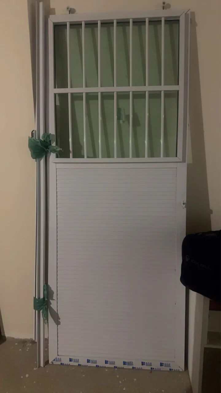 Porta de alumínio 65685586029825121