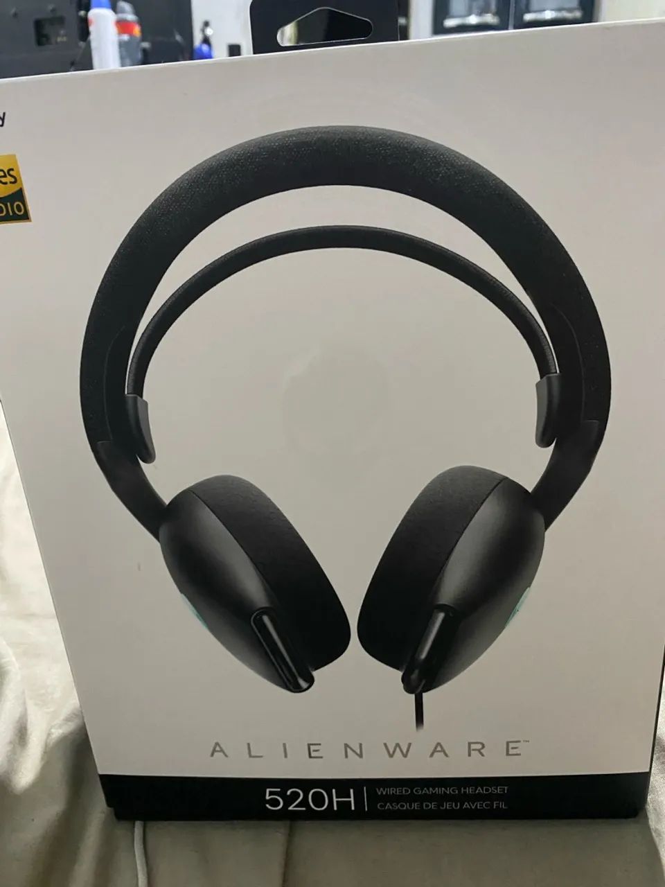 Hedset alien wear