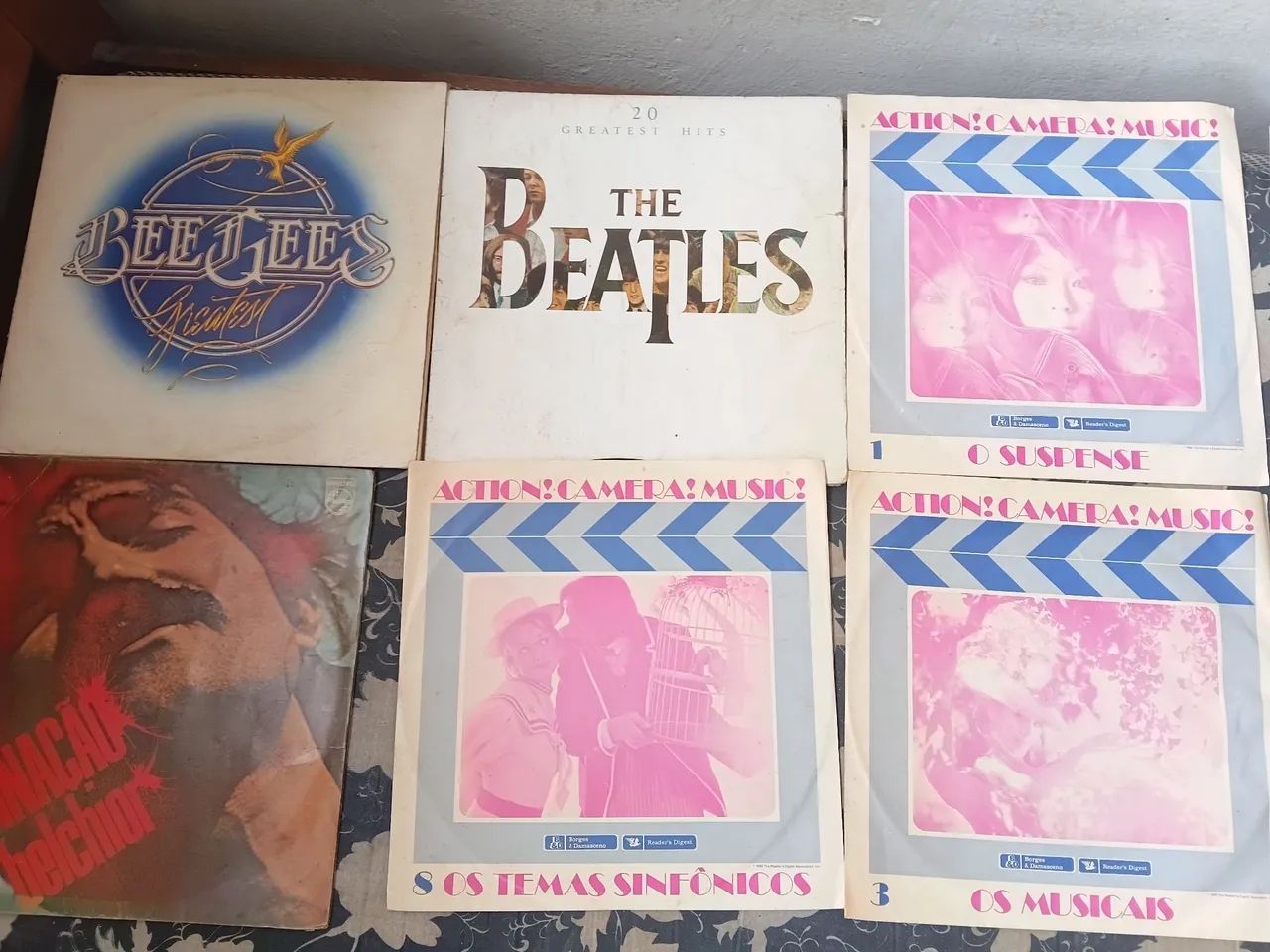 Vendo disco de vinil preço à combinar  - Foto 2