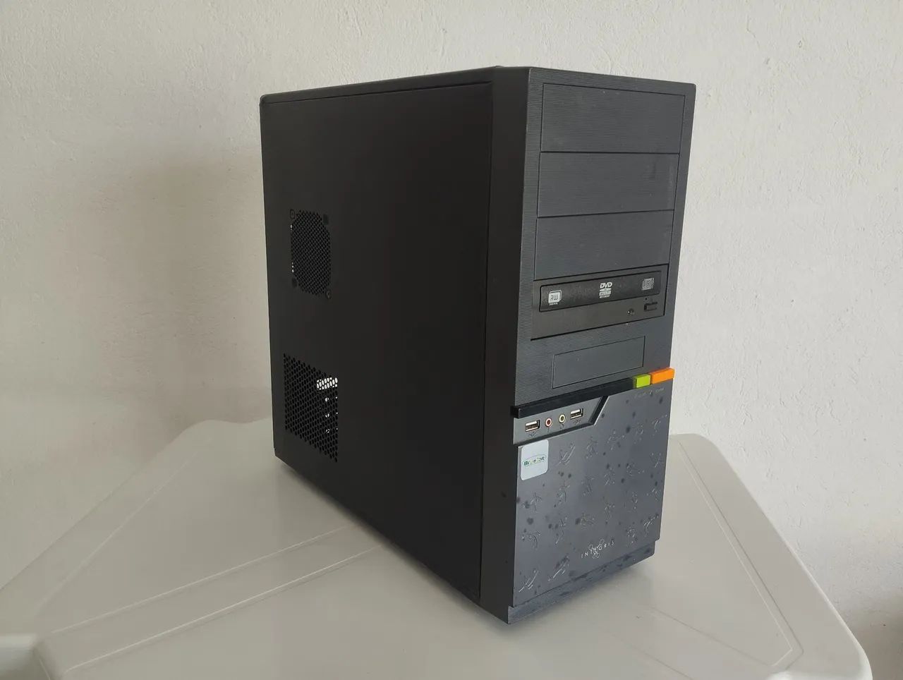 Cpu Core2duo 3gb 320gb wi-fi 