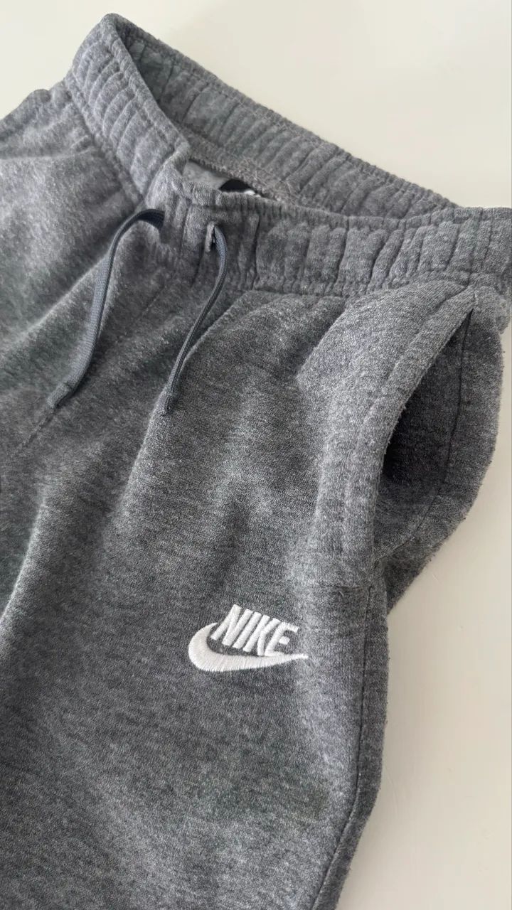 Short Nike moletom 5/6 anos  - Foto 3