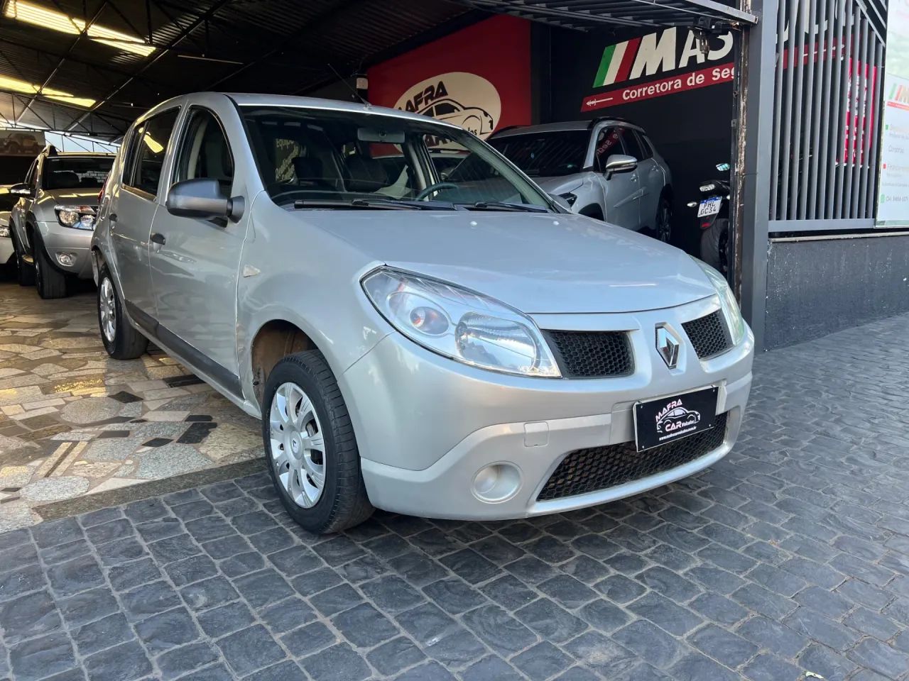 Renault Sandero Expression Flex 1.0 12V 5P 2010 - Foto 2