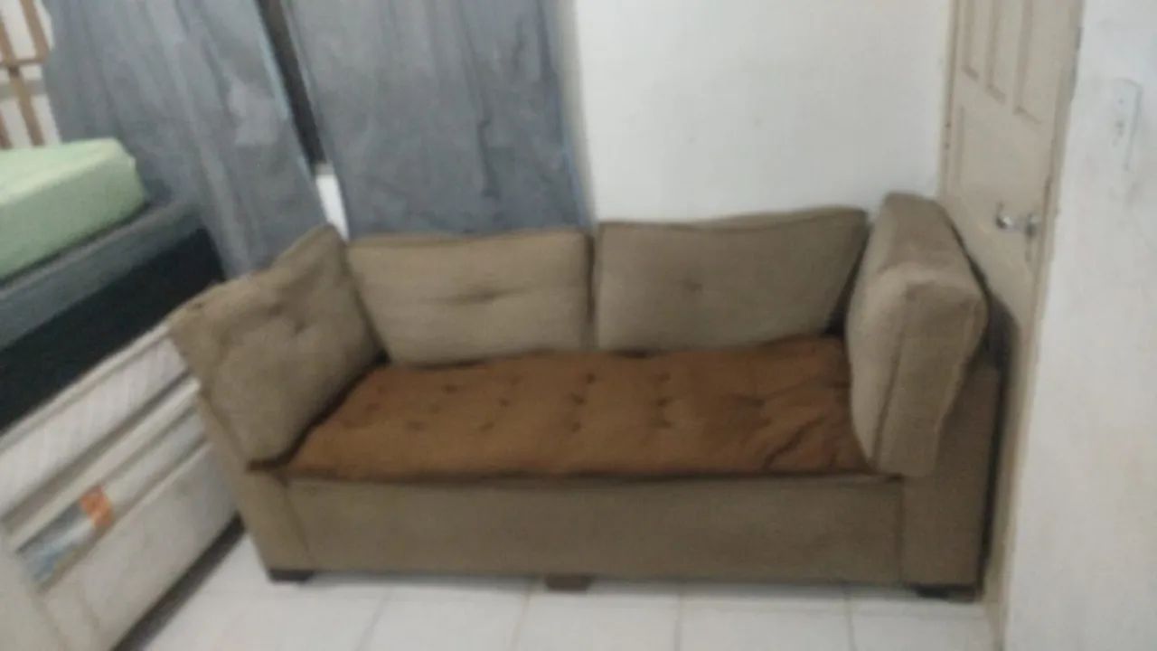 Sofá 3 lugares , entrega grátis - Foto 3