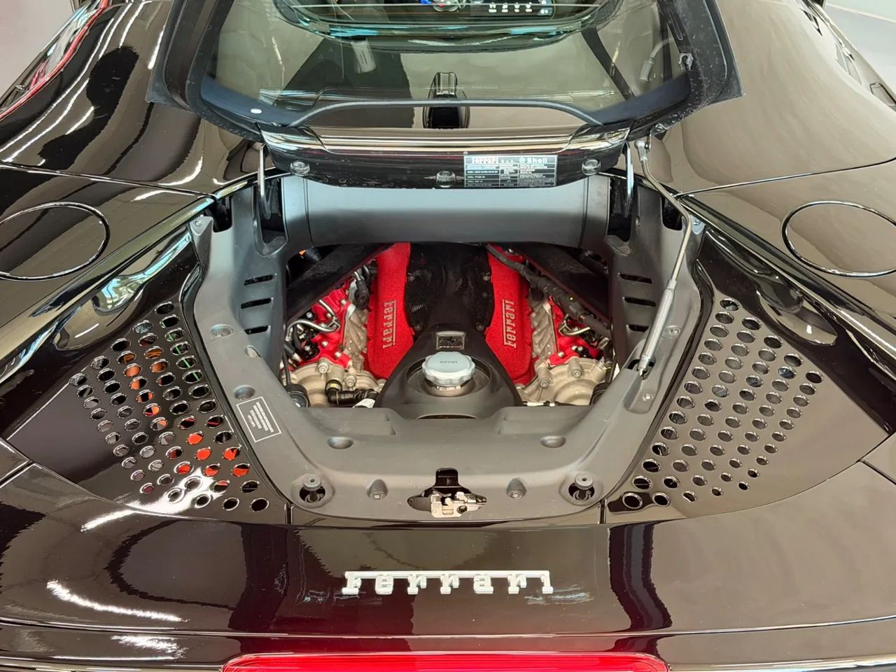 Ferrari SF 90 SPIDER 4.0 V8 Bi-Turbo (Híbrido), foto 13 de 20