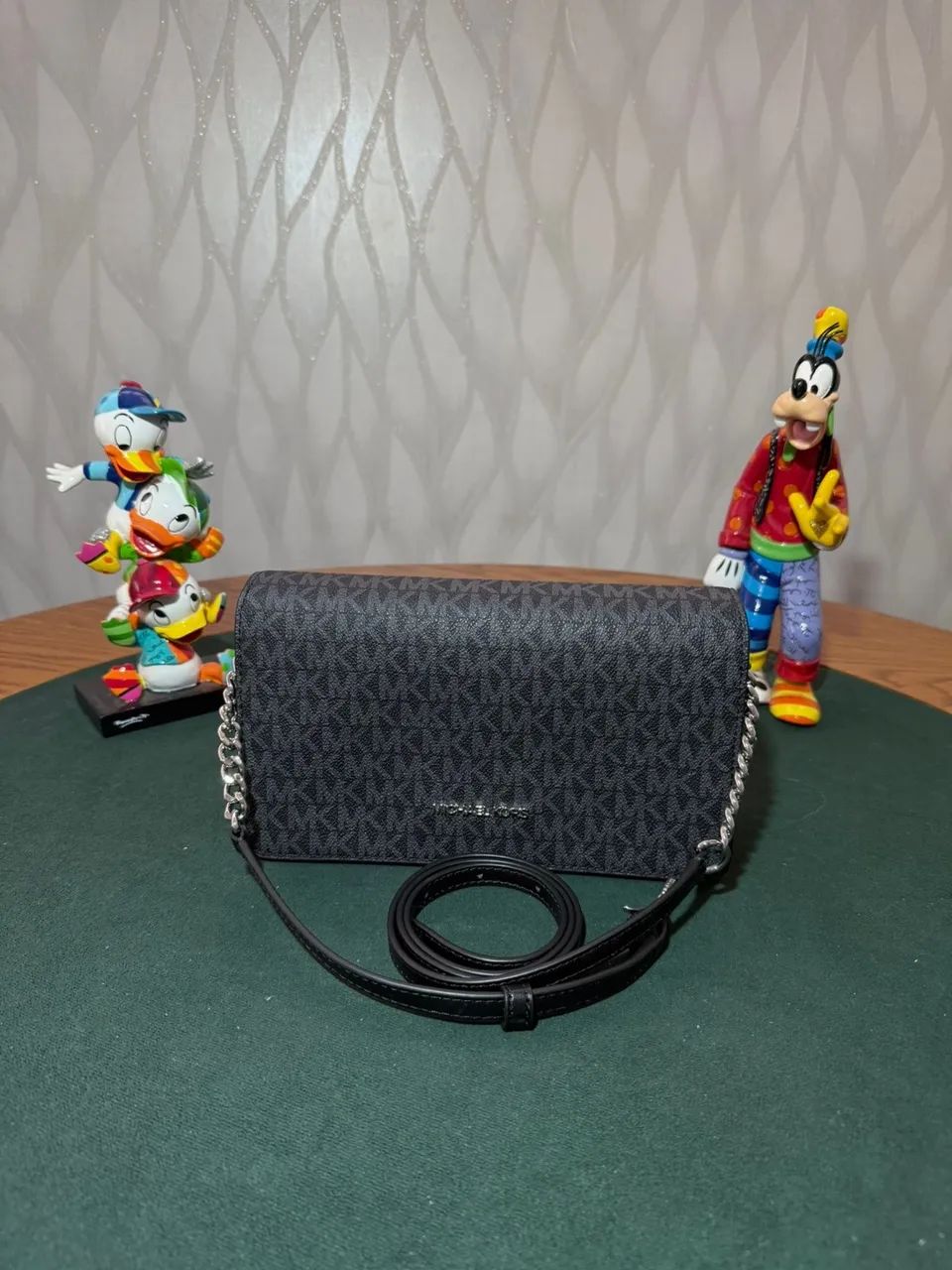 Bolsa Michael Kors nova com etiqueta 