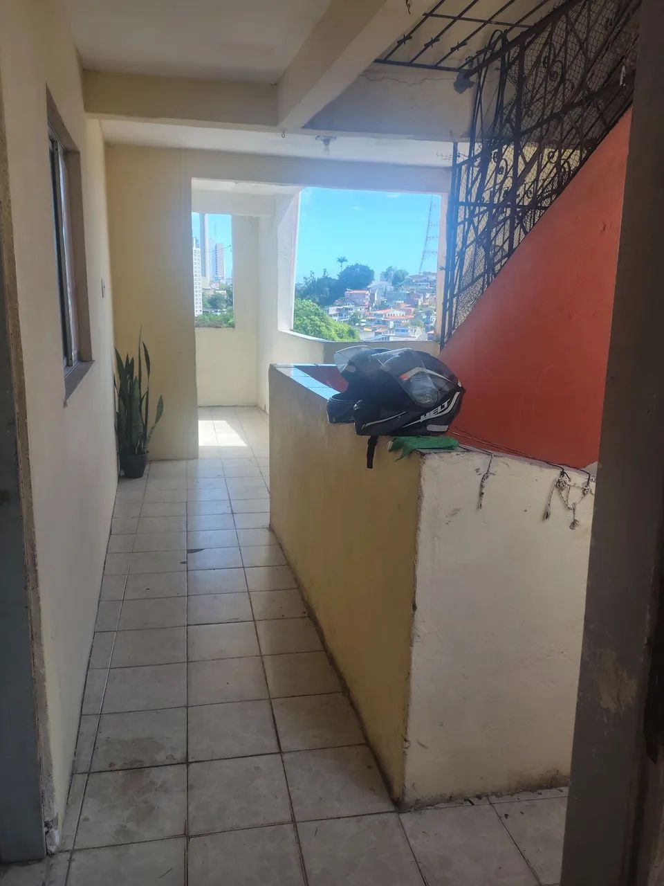 Casa 3 andar  2/4 R$600,00 