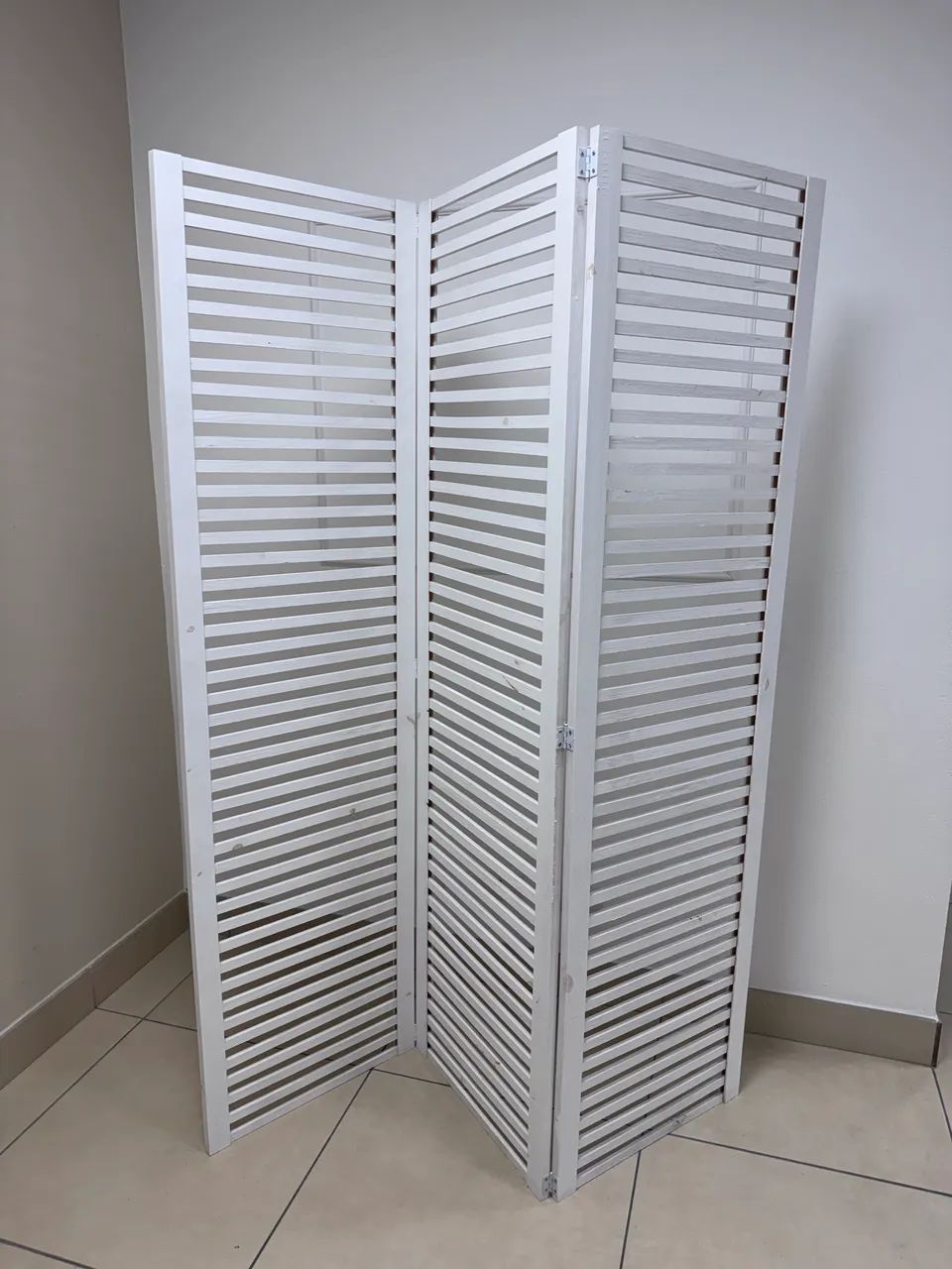 Biombo Branco Ripado - Foto 2