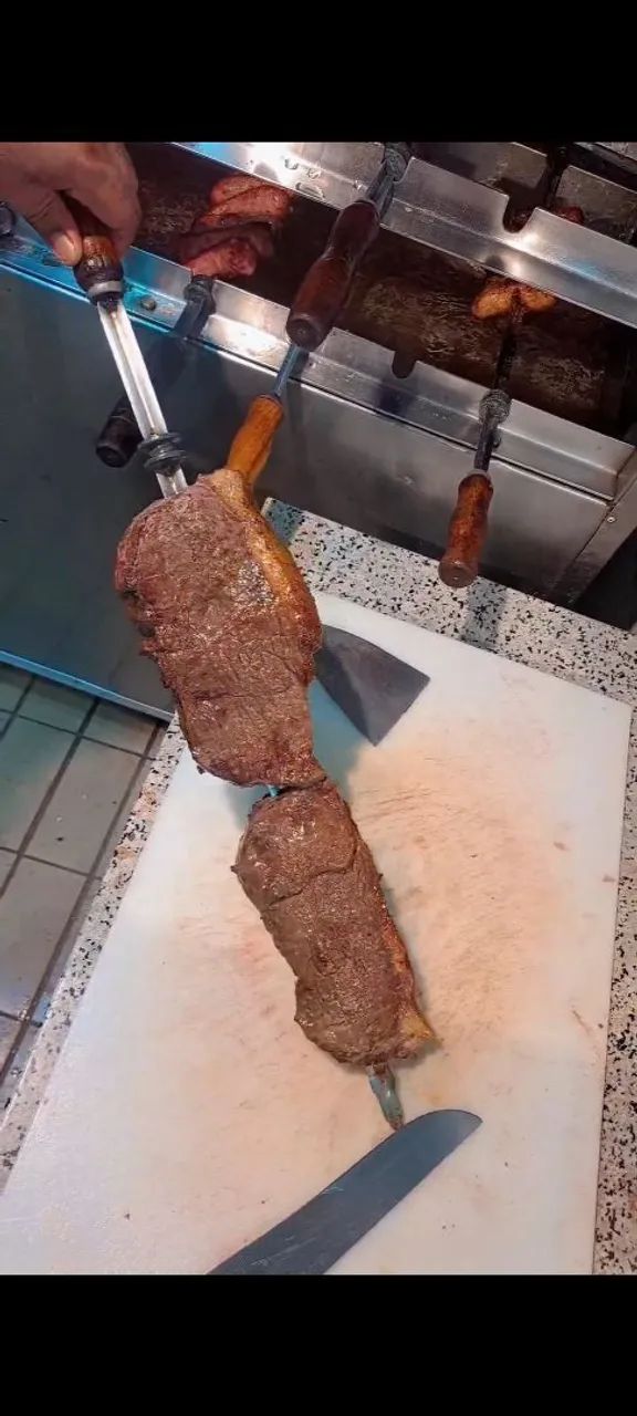 Churrasqueiro - Foto 2