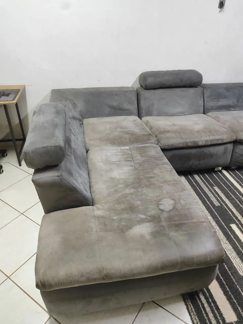 Sofá grande em L, Tecido Suede, cor cinza - 3,90 x 2,2m - Foto 3