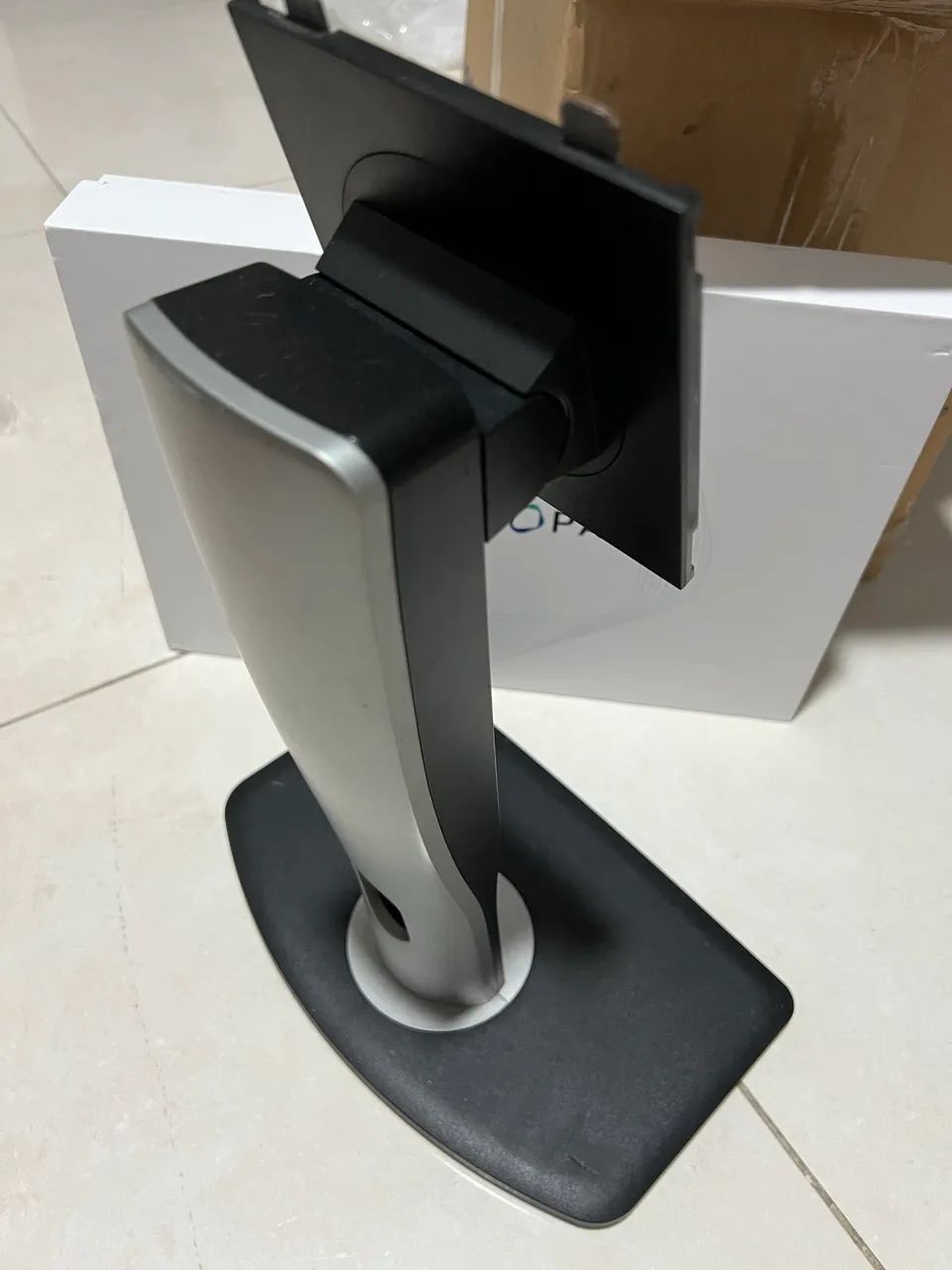 Suporte Robusto para tela de computador  Dell - Foto 2