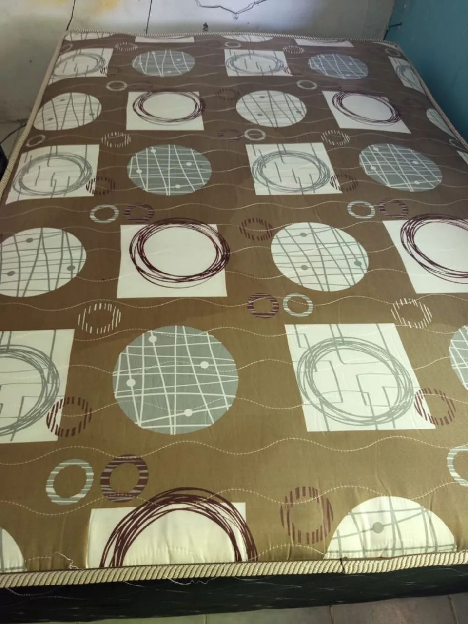 CAMA DE CASAL SEMI NOVA