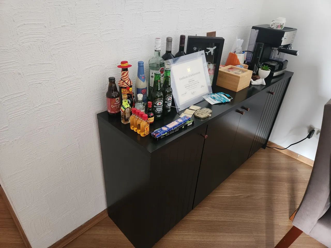 Balcão buffet de 4 portas
