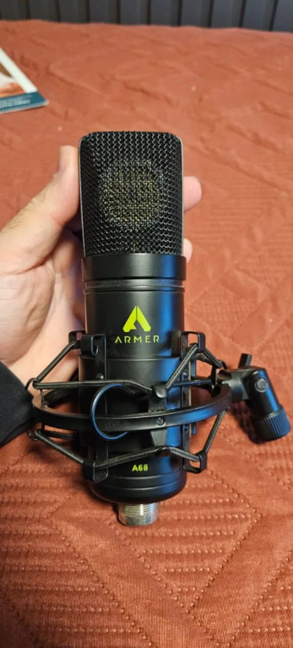 Microfone Condensador Profissional Armer A68 Cor Preto