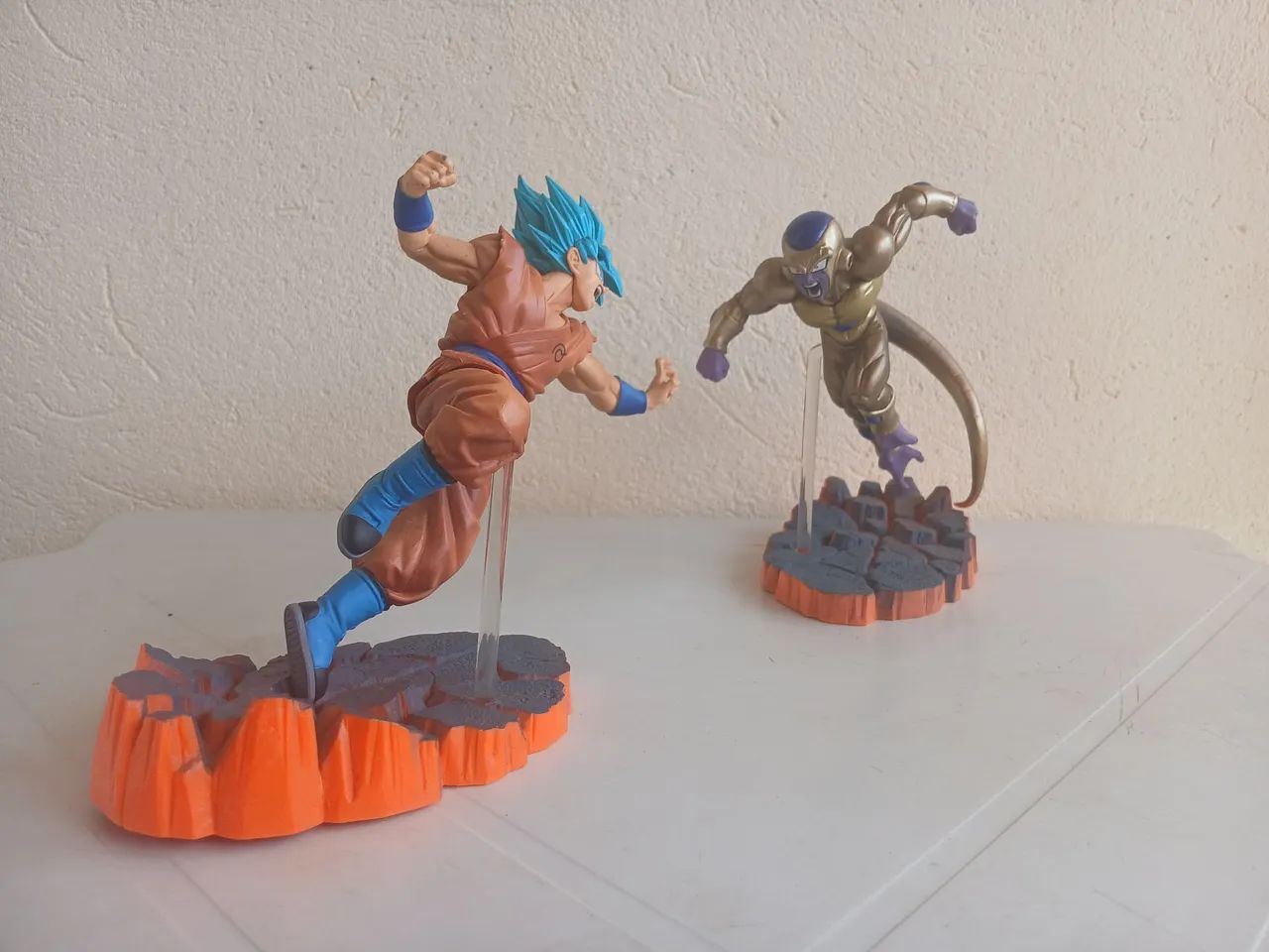 Freeza Gold vs Goku Blue  - Foto 2