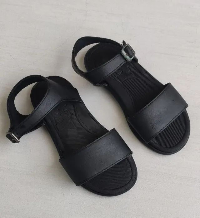 Sandália escolar Kidy (preta)