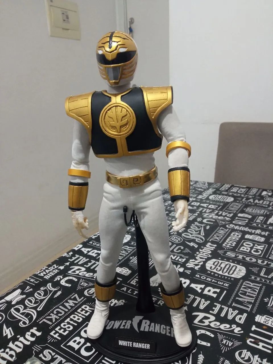 Power Rangers Branco Custom 30cm + Base - Foto 5