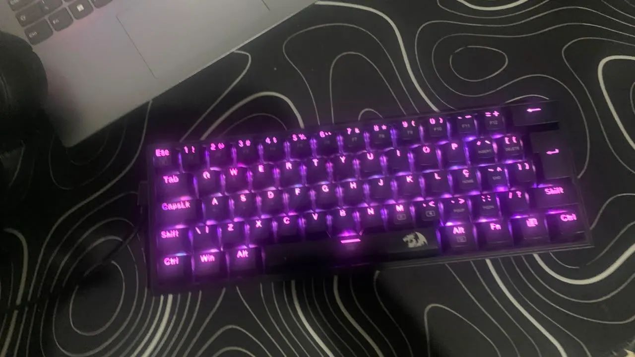 Teclado redragon k617 rgb fizz Black switch Brown, com removedor de switch e keycaps - Foto 2