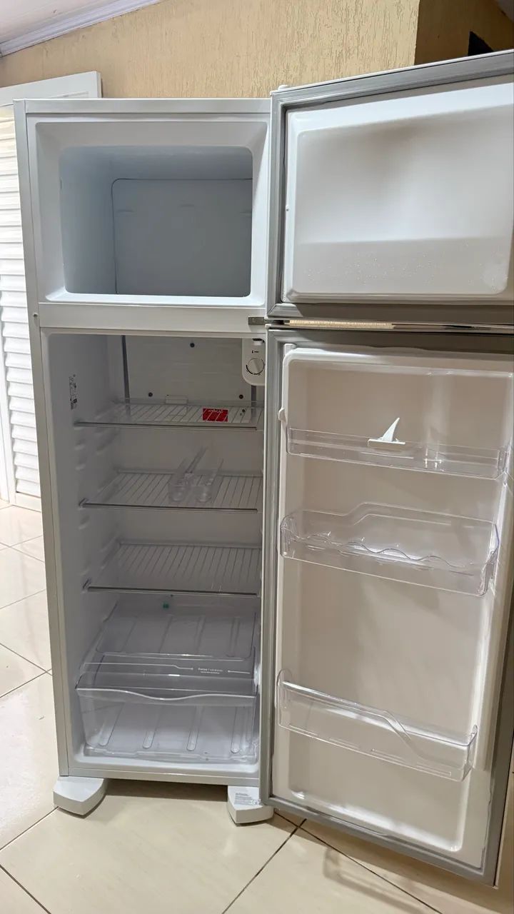 Geladeira Eletrolux  - Foto 2