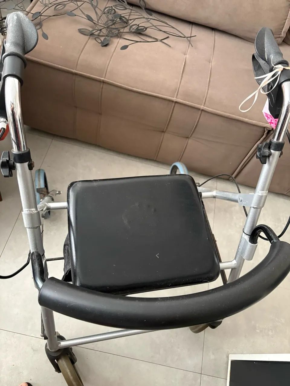 Andador bem conservado  - Foto 3