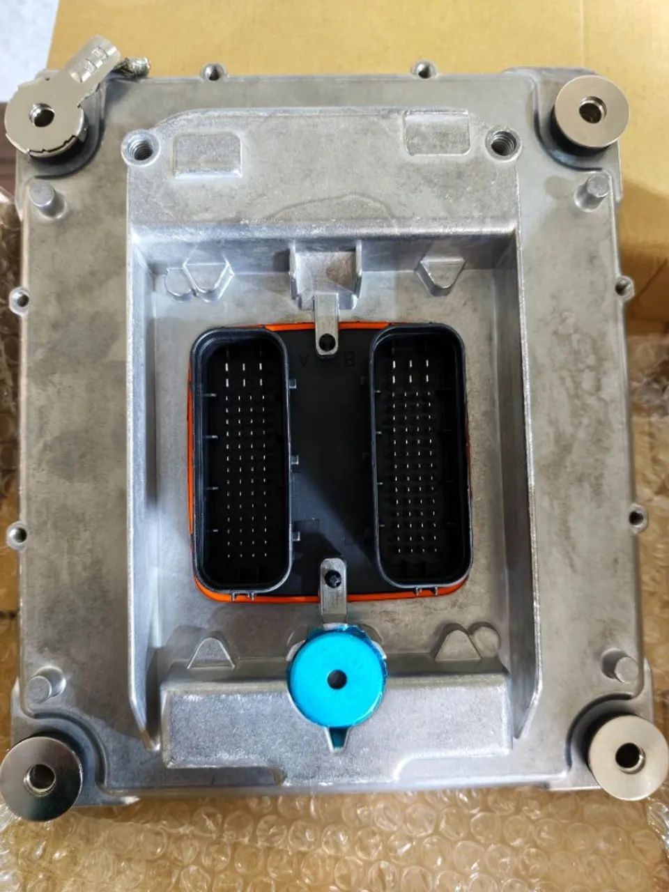 Modulo Motor Volvo D13 Classico (com nota e garantia)