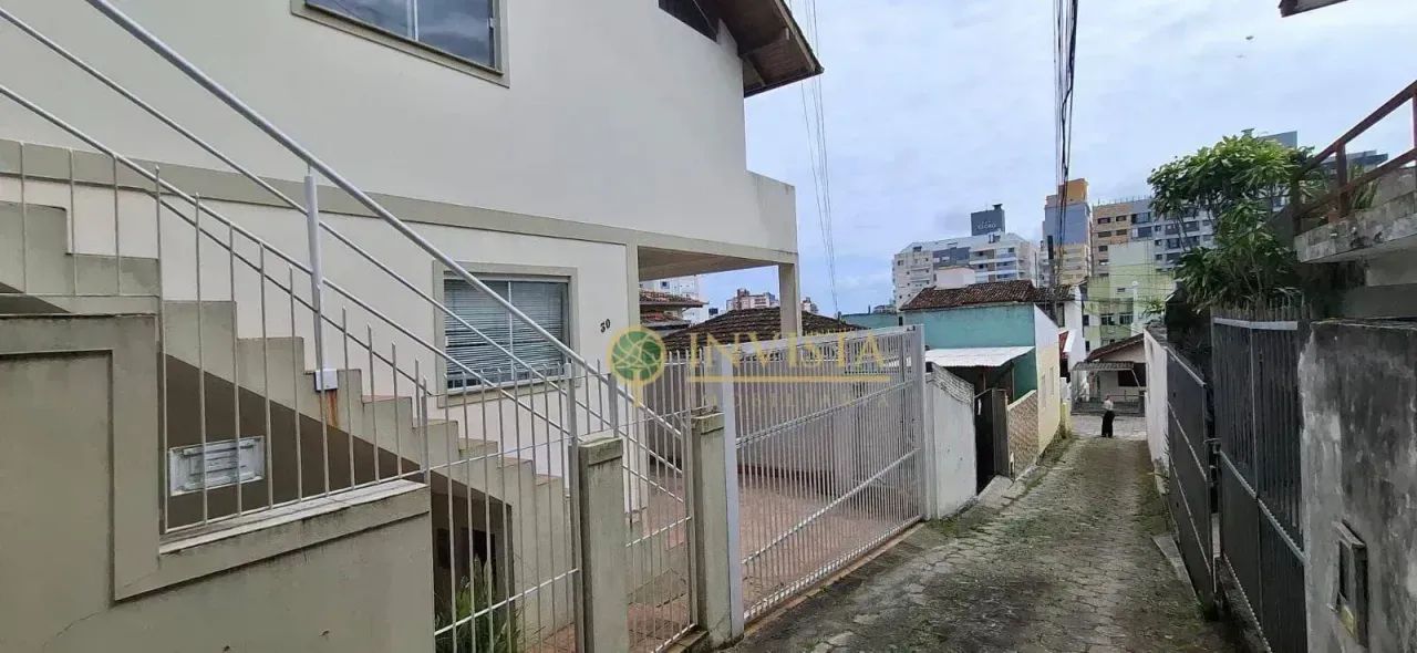 Locação | Casa Residencial Semi Mobiliada, 2 quartos a 5 min do Centro de Florianópolis -  - Foto 5