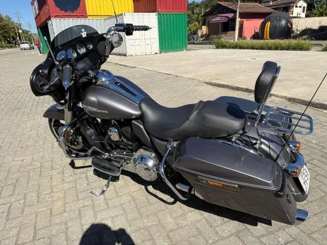 Street Glide