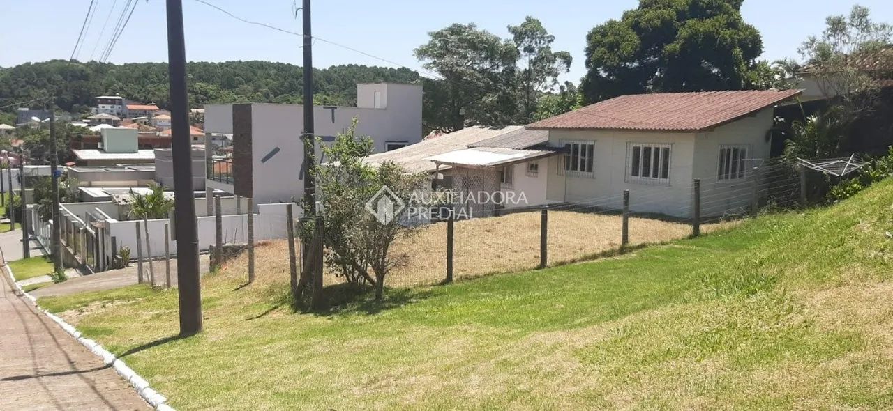 Casa em condomínio fechado na Tapera