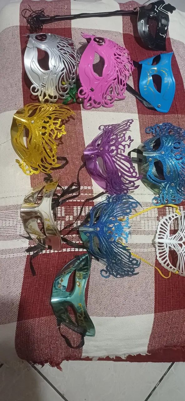 Lote de máscaras de Carnaval  - Foto 3