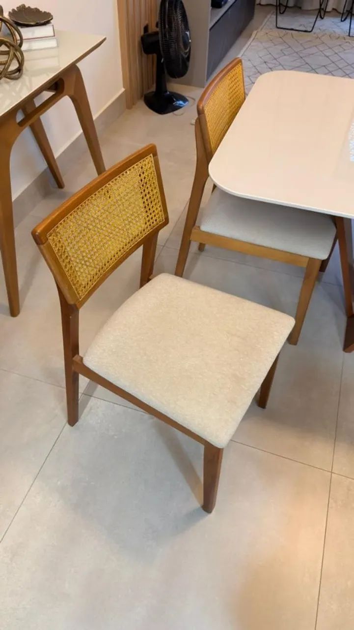 Mesa com 6 cadeiras - Foto 4