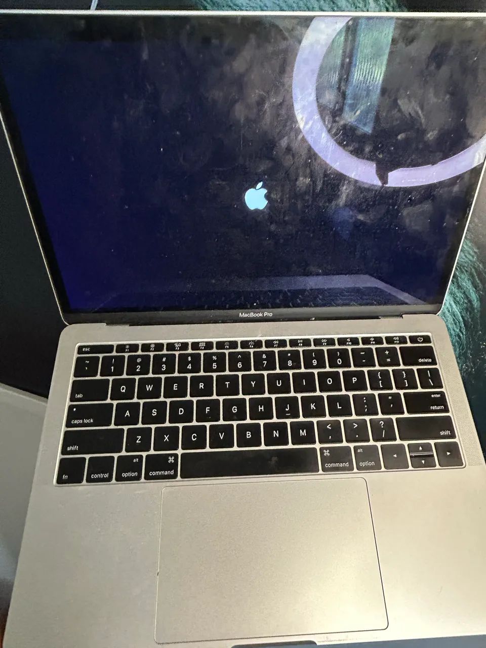 MACBOOK PRO 