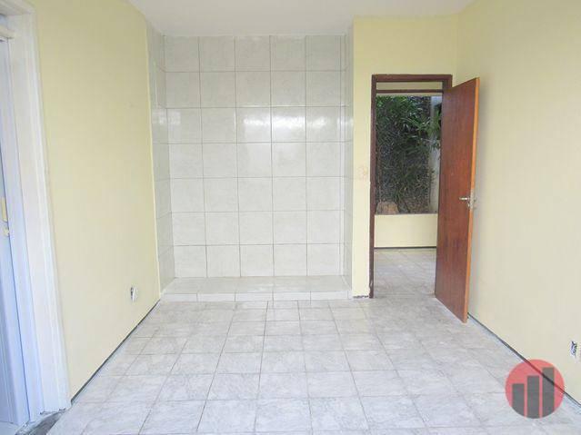 Casa com 3 dormitórios para alugar, 178 m² por R$ 1.600/mês - Cambeba - Fortaleza/CE - Foto 11